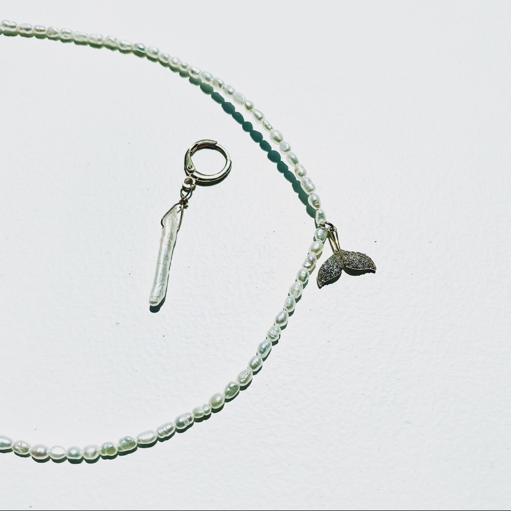 Mermaid tail pear necklace